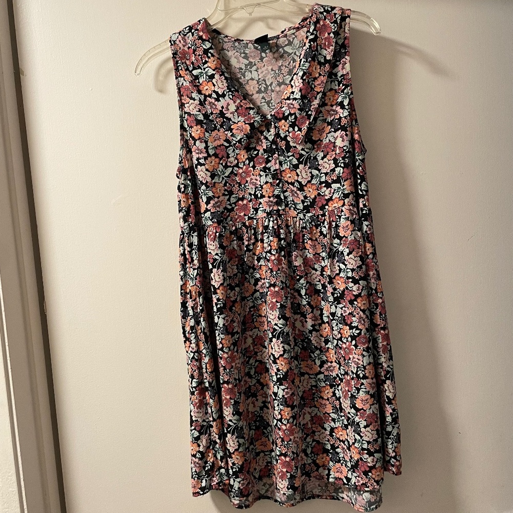 Wild Fable- Woman's Black with Flowers Dress- Size Small
